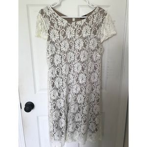 White lace dress